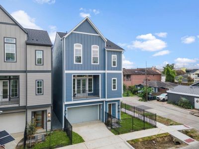 New construction Single-Family house 1348 Alexander Street, Houston, TX 77008 - photo 0 0