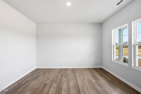 New construction Single-Family house 214 Harriette Ct, Lillington, NC 27546 plan Russell - image 15