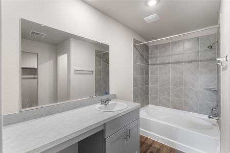 New construction Single-Family house 26114 Halwell Manor Ln, Spring, TX 77373 - image 7