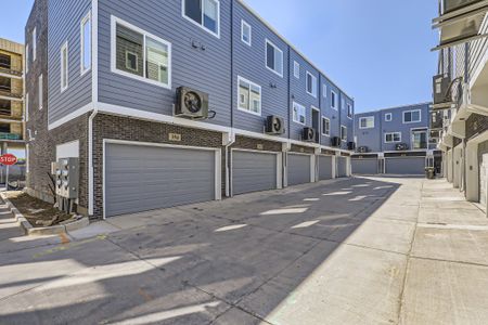 New construction Townhouse house 352 N Geneva St, Aurora, CO 80010 Lowry Interior- photo 42 42