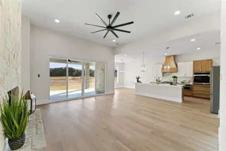 New construction Single-Family house 3415 Olympia Fields Dr, Burleson, TX 76028 - image 15