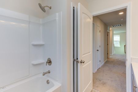 New construction Single-Family house 121 Barn Door Dr, Lillington, NC 27546 plan The Poppy - image 9
