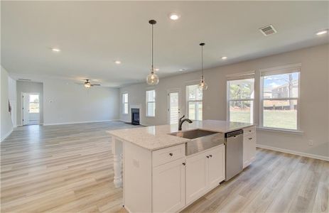 New construction Single-Family house 443 Lothbury Ave, Locust Grove, GA 30248 Henry - photo 5 5