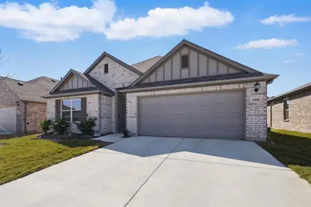 New construction Single-Family house 8908 Flying Eagle Ln, Fort Worth, TX 76131 Moscoso- photo 2 2