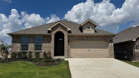 New construction Single-Family house 15112 Green Bluff Dr, Fort Worth, TX 76008 plan CROWNPOINT - image