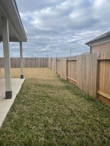 New construction Single-Family house 615 Providence View Trl, Rosharon, TX 77583 - image 16