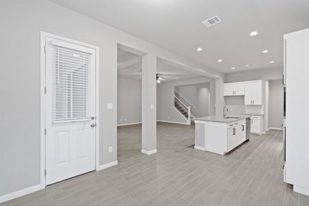 New construction Single-Family house 136 Scenic Hills Cir, Georgetown, TX 78628 plan 2600 - image 7