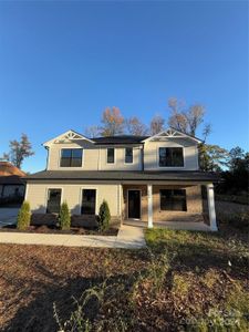 New construction Single-Family house 132 Breezewood Drive, Charlotte, NC 28262 - photo 0