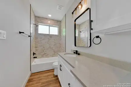 New construction Single-Family house 105 River Blf, Castroville, TX 78009 - image