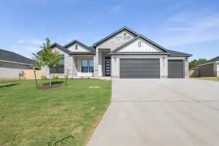 New construction Single-Family house 313 Boots Ct, Lorena, TX 76655 plan Cypress Creek - image