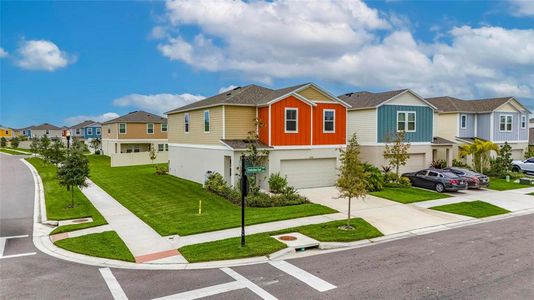 New construction Single-Family house 12908 Hawkstone Trail Blvd, Lithia, FL 33547 - image