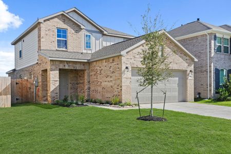 New construction Single-Family house 314 Bennett St, Angleton, TX 77515 plan HAMPTON - image