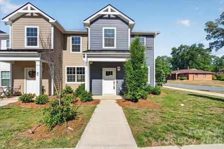 New construction Townhouse house 344 B Lincoln St, Concord, NC 28025 - image