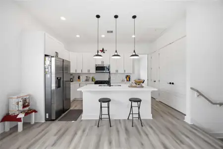 New construction Single-Family house 8320 Springwood Canyon Ln, Houston, TX 77055 - image 6