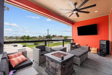 New construction Single-Family house 88 Bayou Ln, Kemah, TX 77565 - image