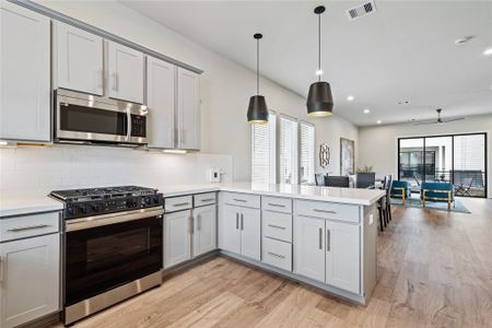 New construction Single-Family house 3922 Willowbend Point Dr, Houston, TX 77025 plan 1788 - image 15