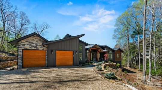 New construction Single-Family house 984 Eagle Lake Dr, Brevard, NC 28712 - image