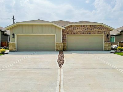 New construction Single-Family house 25527 And 25531 Starling Ln, Magnolia, TX 77354 - image