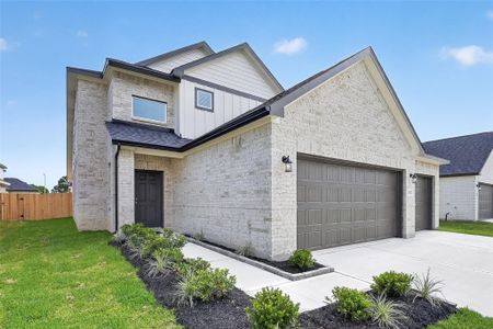 New construction Single-Family house 2107 Spring Hollow Dr, Baytown, TX 77521 - image