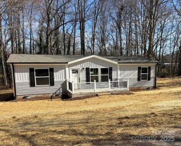 New construction Single-Family house 3094 Hollywood Dr, Gastonia, NC 28052 null- photo 0