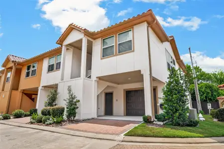 New construction Townhouse house 27 W Oaks Dr, Houston, TX 77058 - image