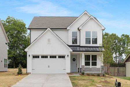 New construction Single-Family house 29 Manor Stone Dr, Clayton, NC 27527 plan Huntley - image