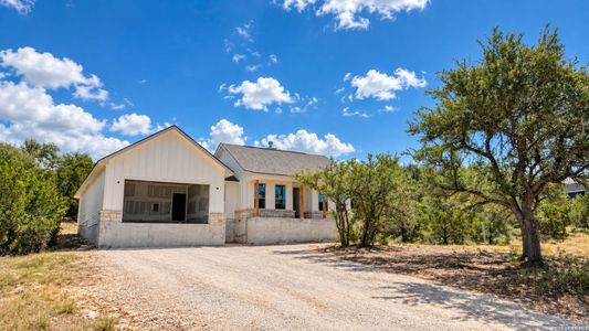 New construction Single-Family house 1181 Pinon Pass, Fischer, TX 78623 - image