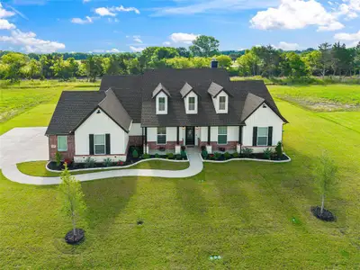 New construction Single-Family house 133 Aiden Dr, Waxahachie, TX 75165 - image