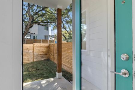 New construction Single-Family house 814 N Bluff Dr, Unit 81, Austin, TX 78745 - photo 30 30