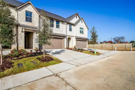 New construction Townhouse house 6818 Neal's Wy, Arlington, TX 76001 - image