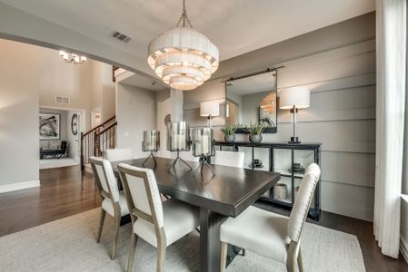 Formal dining room off entryway