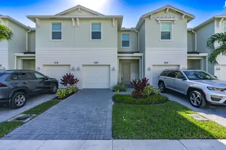 New construction Townhouse house 620 Se Lake Falls St, Port St. Lucie, FL 34984 - image