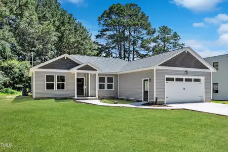 New construction Single-Family house 125 Davis St, Louisburg, NC 27549 - image