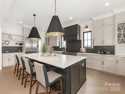 New construction Single-Family house 5511 Fairview Rd, Charlotte, NC 28209 null- photo 6 6