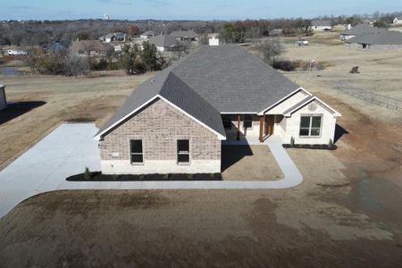 New construction Single-Family house 116 Kathy Stephens Ave, Springtown, TX 76082 - photo 0