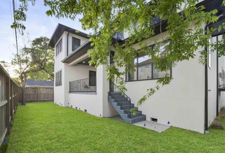 New construction Single-Family house 5115 Maple St, Bellaire, TX 77401 - image