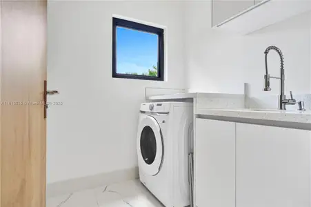 New construction Single-Family house 1902 Della Dr, Naples, FL 34117 - image