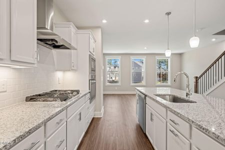 New construction Townhouse house 528 Plumleaf Ln, Durham, NC 27703 - image 15