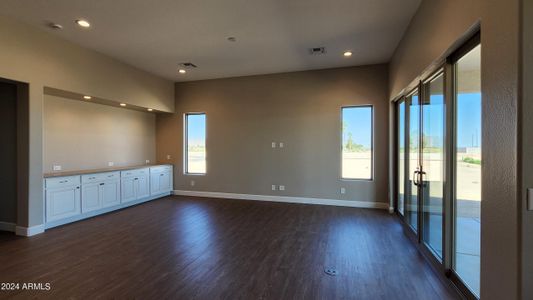 New construction Single-Family house 5550 W Snowbird Dr, Eloy, AZ 85131 Mandara- photo 5 5