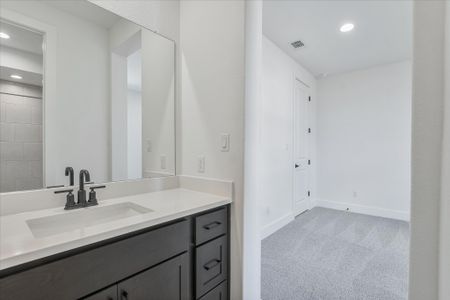 New construction Single-Family house 220 Scofield Ave, Georgetown, TX 78626 plan Bandera II - image 17