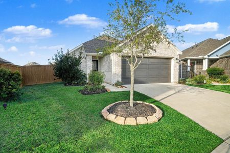 New construction Single-Family house 8427 Blue Shell Ln, Cypress, TX 77433 - image
