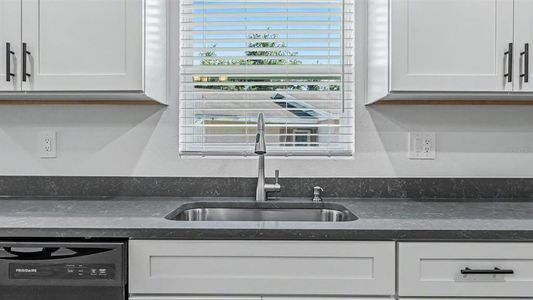 New construction Single-Family house 7540 Willow Wisp Dr W, Lakeland, FL 33810 - image 13