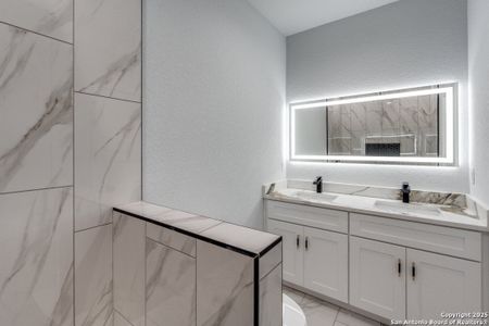 New construction Single-Family house 1275 Dawnridge Dr, Canyon Lake, TX 78133 - image