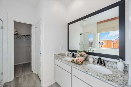 New construction Single-Family house 2318 Pink Pearl Dr, San Antonio, TX 78224 plan Matagorda - image 5