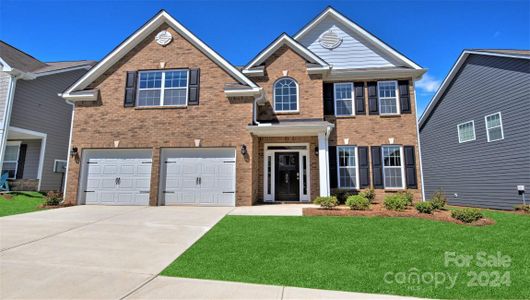 New construction Single-Family house 6113 Treehouse Drive, Charlotte, NC 28214 Fleetwood - photo 0