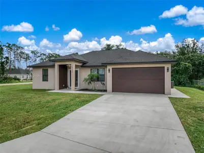 New construction Single-Family house 4220 Almeria Ave, Sebring, FL 33872 - image