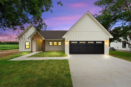 New construction Single-Family house 5200 Bogey Ln, Waco, TX 76708 - image