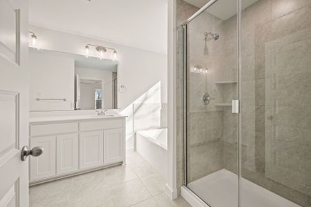 New construction Single-Family house 217 Shady Oaks Dr, Runaway Bay, TX 76246 plan Travis - image 9