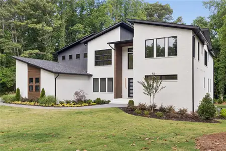 New construction Single-Family house 1000 Clementstone Ne Dr, Sandy Springs, GA 30342 - image