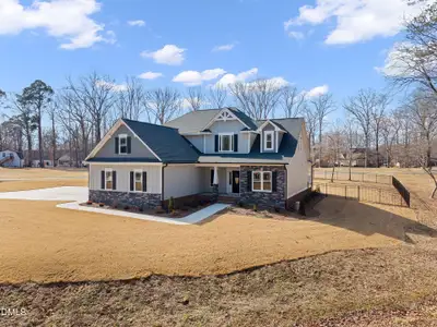 New construction Single-Family house 1663 Keith Hills Rd, Lillington, NC 27546 - image